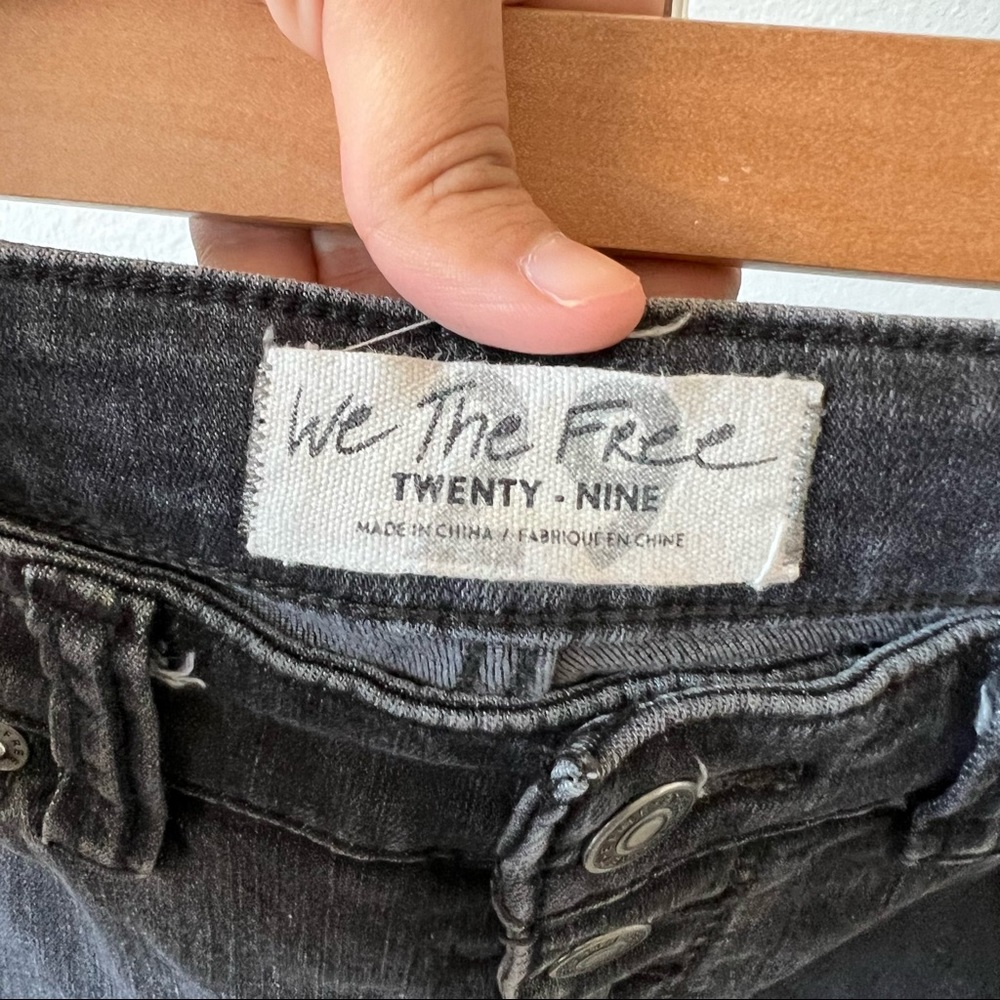 We The Free Irreplaceable Flare Jeans size 29 - Picture 5 of 8